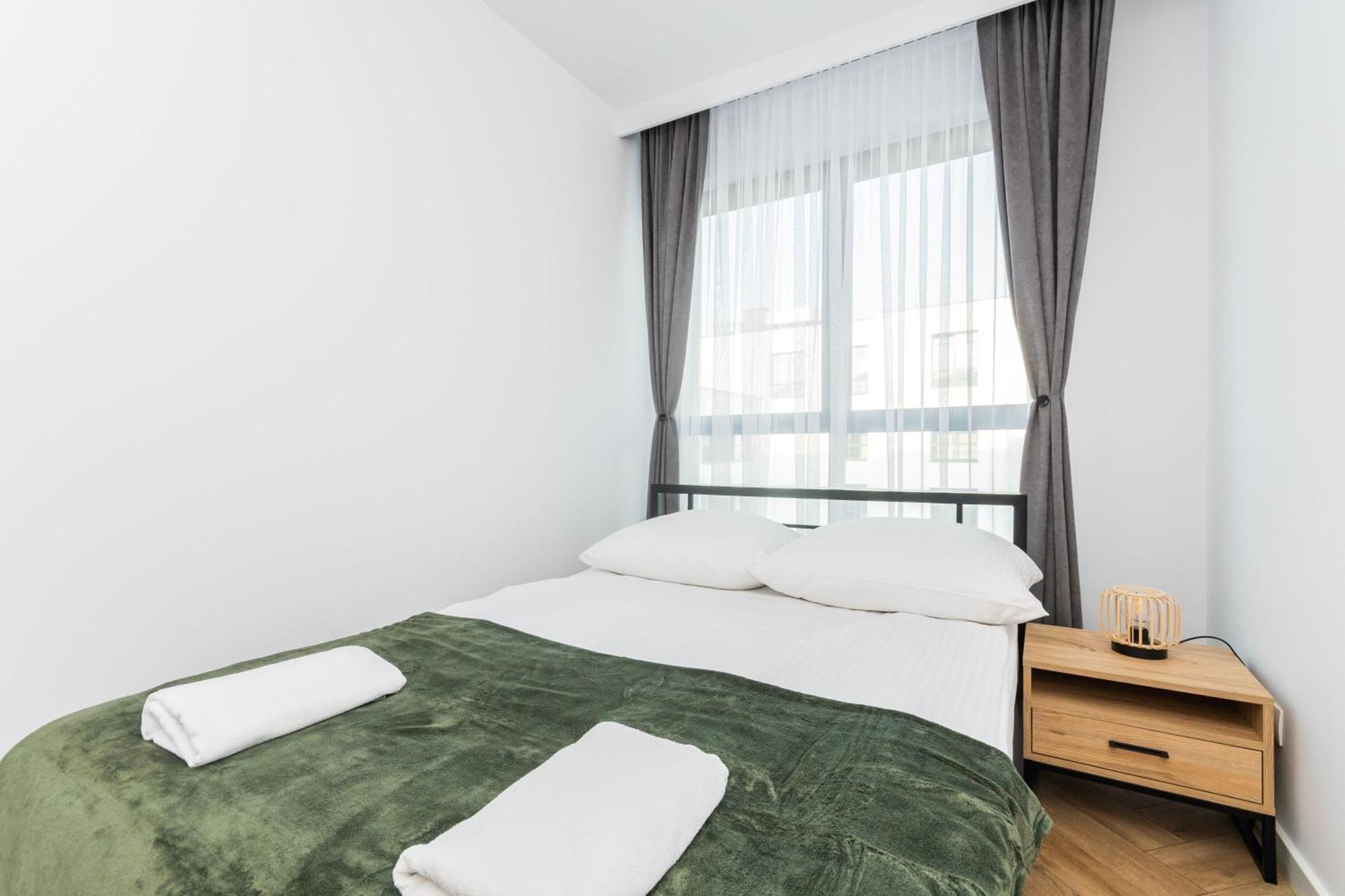 Grand Apartments - Doki Living & Foodhall Gdańsk Eksteriør bilde