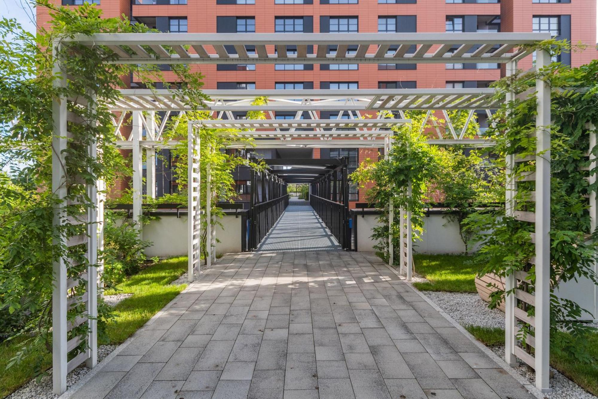 Grand Apartments - Doki Living & Foodhall Gdańsk Eksteriør bilde