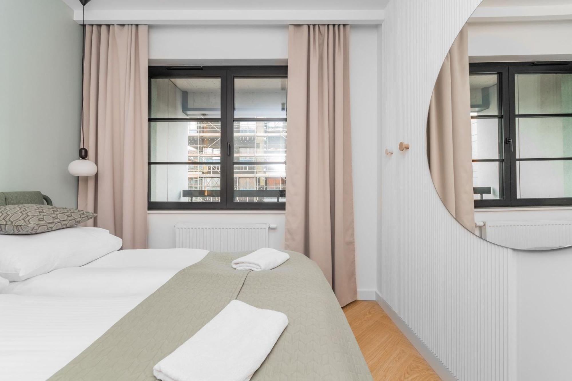 Grand Apartments - Doki Living & Foodhall Gdańsk Eksteriør bilde