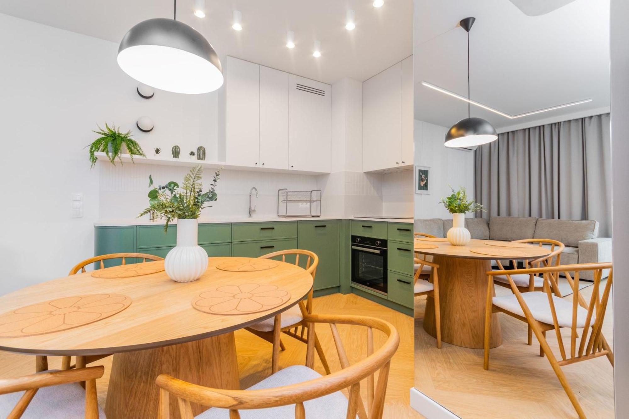 Grand Apartments - Doki Living & Foodhall Gdańsk Eksteriør bilde
